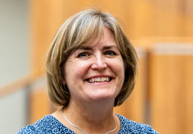 Staff & Board 10 Carolyn Walling headshot - ScienceCoach.org